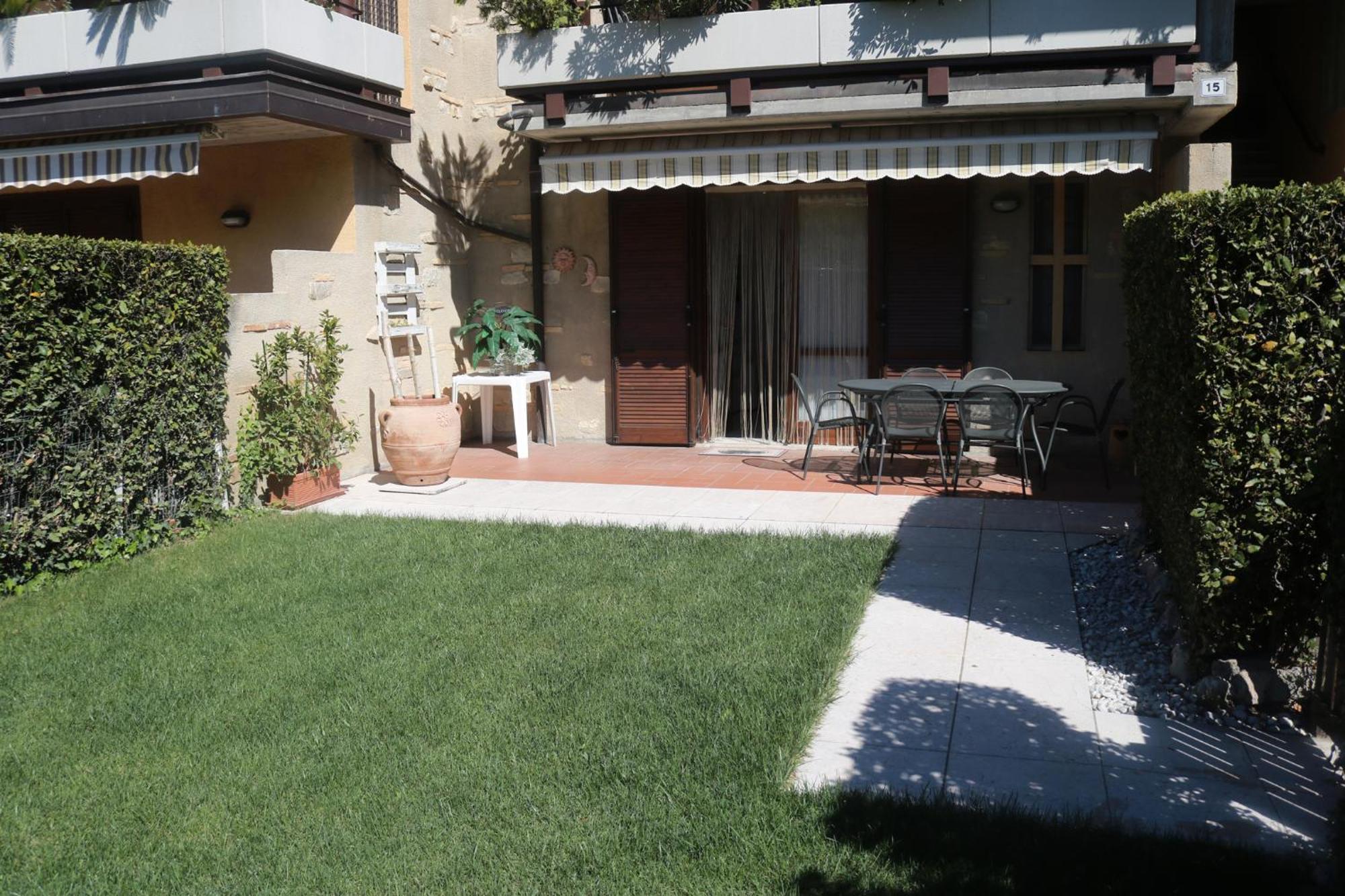Apartment in Lazise - Gardasee 40851 Esterno foto